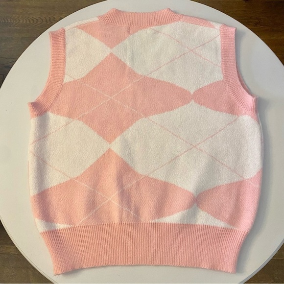 Urban Outfitters Love + Harmony Pink & White V-Neck Sweater Vest - Picture 5 of 10